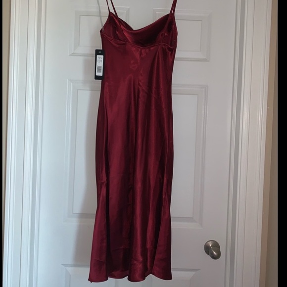 Burgundy Bebe Dress - Silk - NWT size Small - Picture 4 of 4